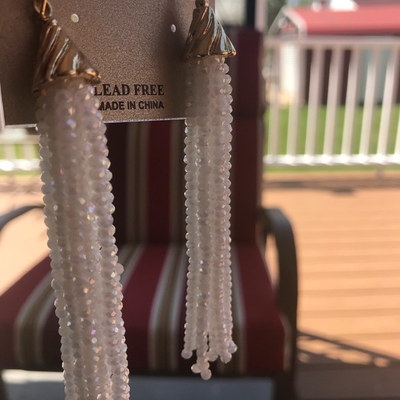 🌺 BEAUTIFUL NATASHA BEADED TASSEL EARRINGS 🌺 - Picture 6 of 8